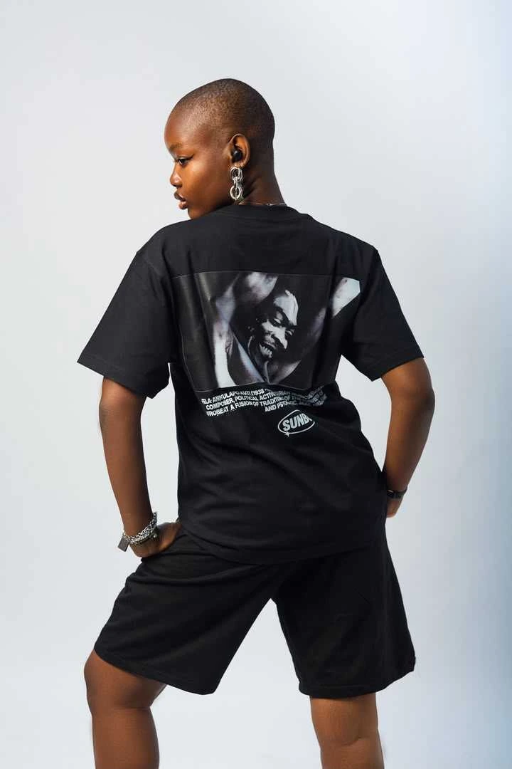 Sunbo black T-shirt campaign image
